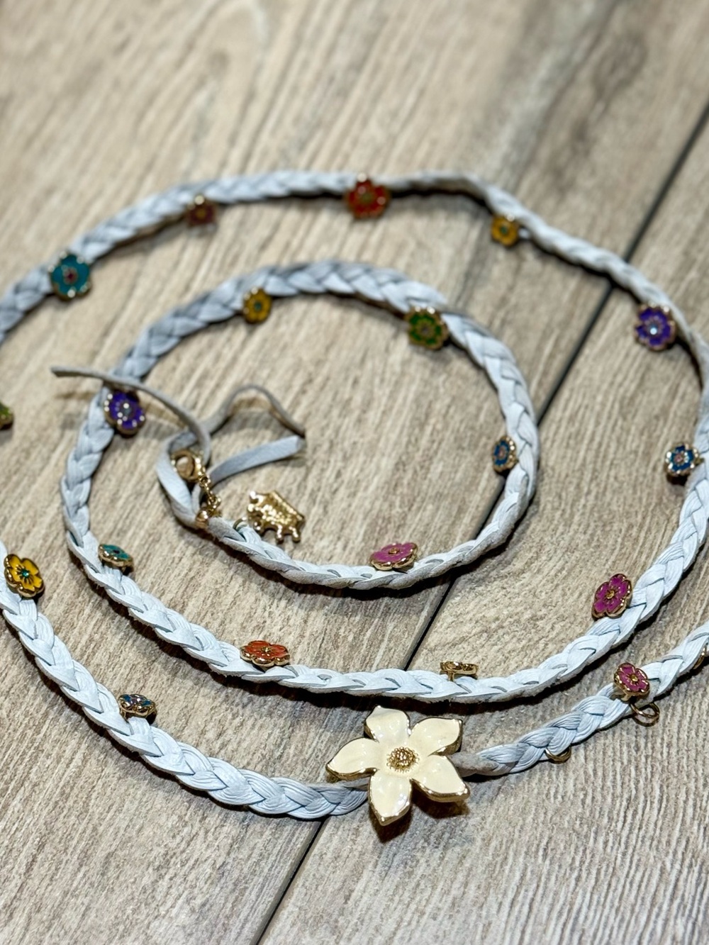 Kidada Disney Couture White Floral Braided Wrap Bracelet Suede Rare Y2K - Picture 2 of 11